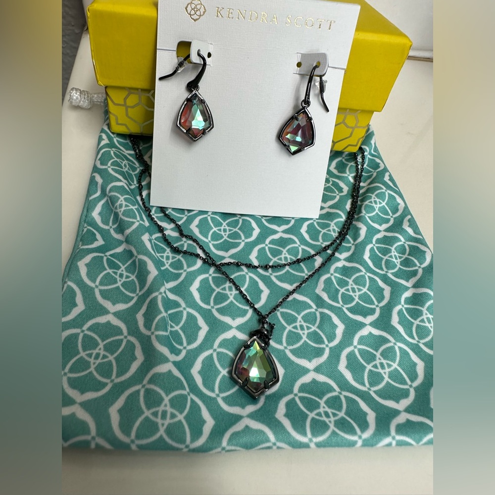 NWT Kendra Scott Gunmetal Corey drop earrings and multi strand necklace set